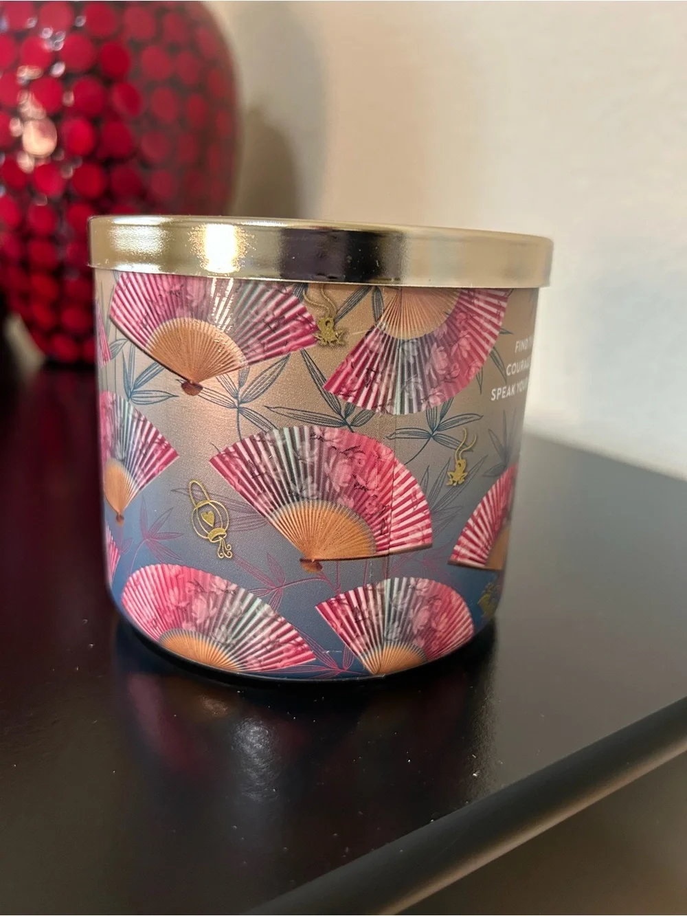 Bath & Body Works x Princess Mulan 3 Wick Candle - Picture 4 of 17